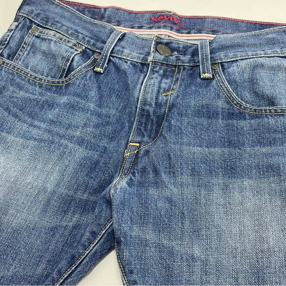Womens Levi’s RED Denim 30 x 30 hard to find - Picture 8 of 8
